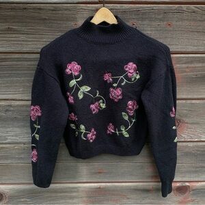 ALYA Francesca’s Black Pink Embroidered Flowers Floral Turtleneck Sweater Size M